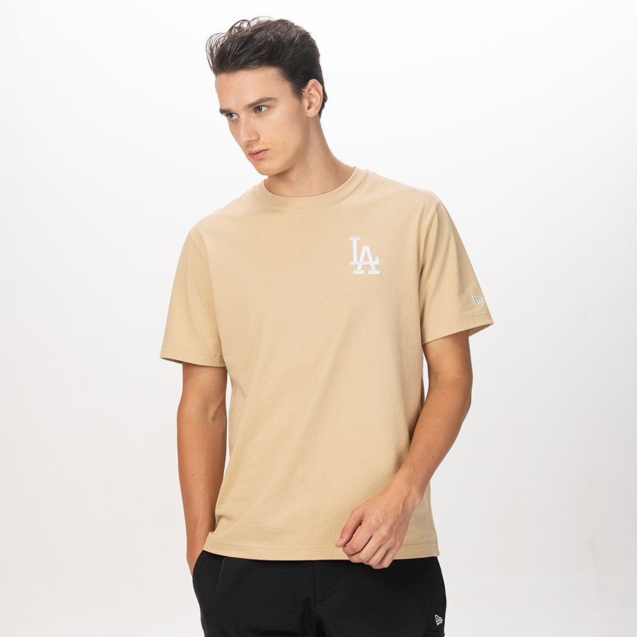 LOS ANGELES DODGERS COLOR ERA OAT MILK SHORT SLEEVE T-SHIRT LOS ANGELES DODGERS COLOR ERA OAT MILK SHORT SLEEVE T-SHIRT