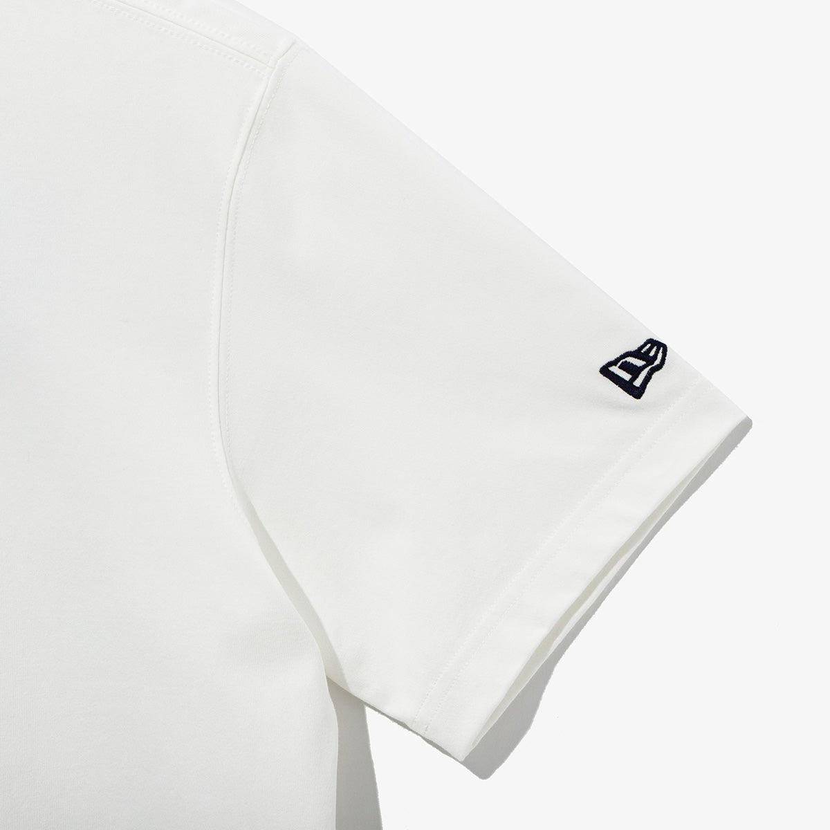 NEW ERA OUTDOOR WATERCOLOR SERIES - BLUE BIRD WHITE SHORT SLEEVE T-SHIRT
