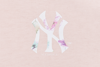 NEW YORK YANKEES FLORAL COTTON CANDY SHORT SLEEVES T-SHIRT