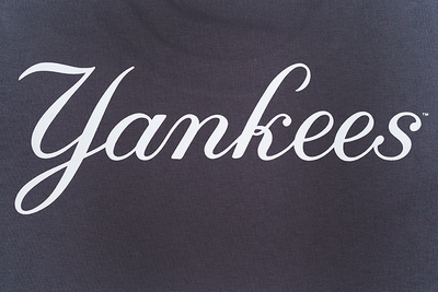 MLB CORE BASIC NEW YORK YANKEES GRAPHITE SHORT SLEEVE T-SHIRT