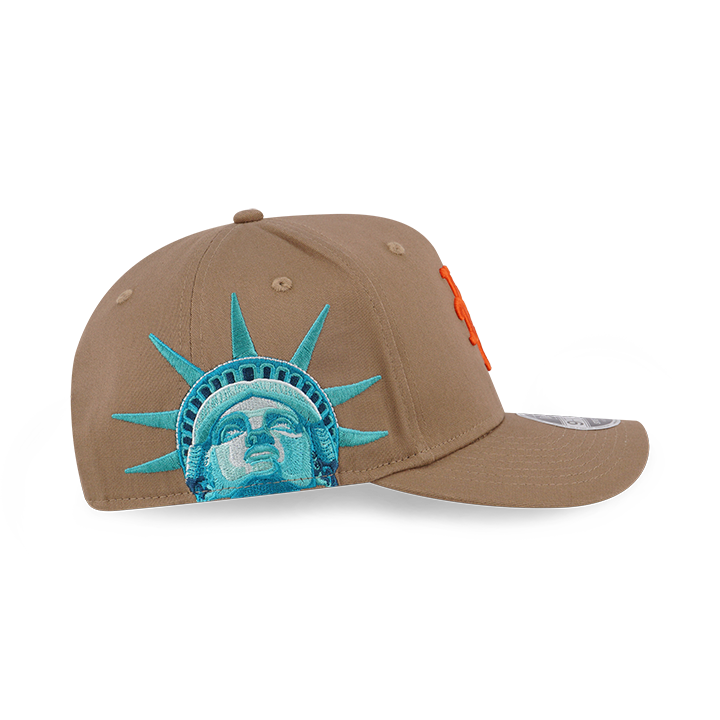 STATUE OF LIBERTY NEW YORK METS KHAKI 9FIFTY STRETCH SNAP CAP