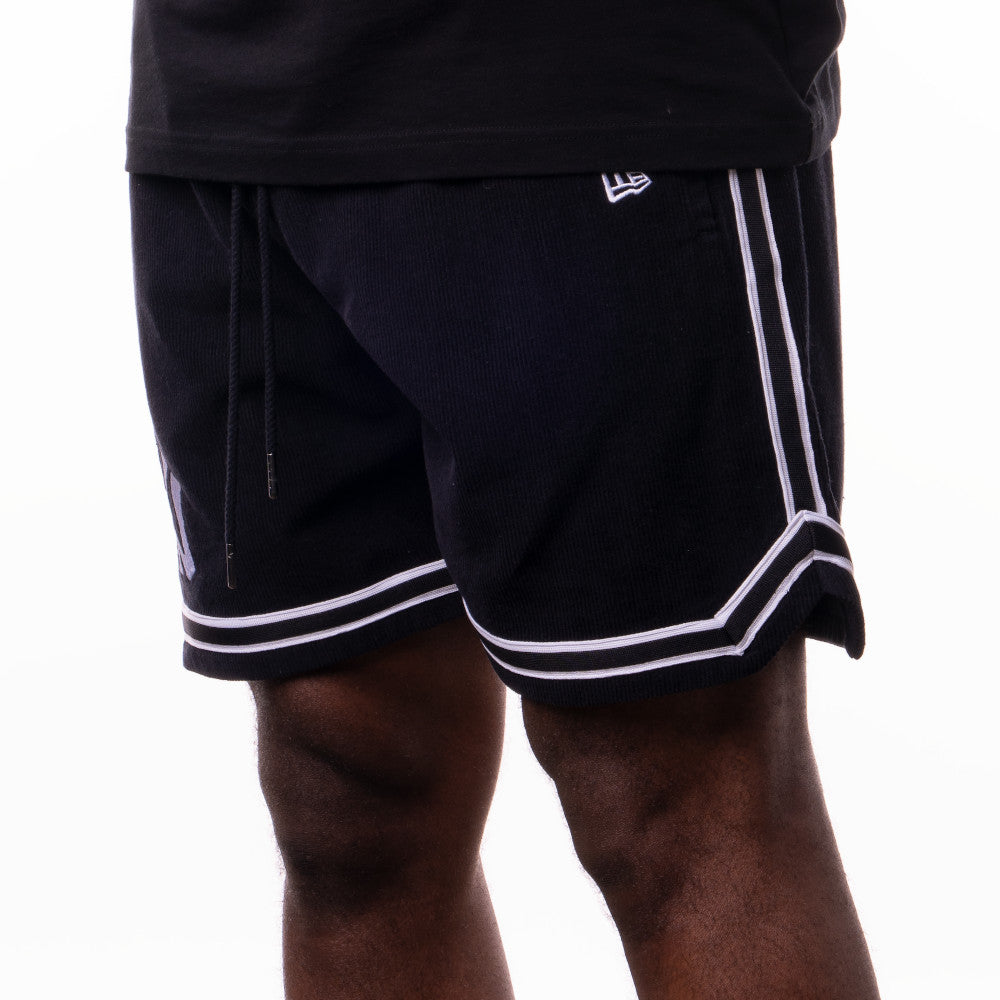 NEW YORK YANKEES OVERSIZED NAVY BASKETBALL CORD SHORTS