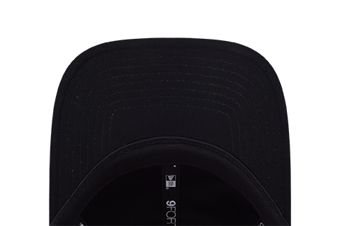 NEW ERA NYC METAL BADGE BLACK 9FORTY CAP