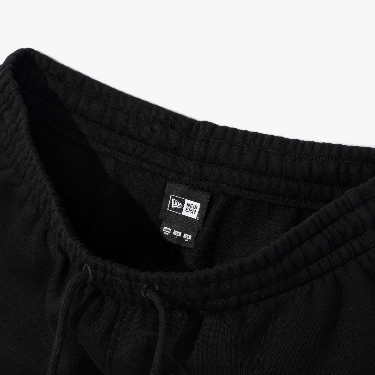 NEW ERA ESSENTIAL BLACK RELAXED JOGGER PANTS