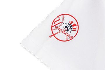 NEW YORK YANKEES PARTY VIBE - MLB DONUT WHITE REGULAR SHORT SLEEVE T-SHIRT