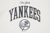 NEW YORK YANKEES ESSENTIAL LIGHT CREAM REGULAR SHORT SLEEVE T-SHIRT