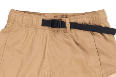 NEW ERA OUTDOOR NATURAL LOGO KHAKI UTILITY SHORTS