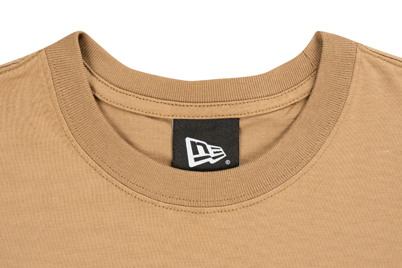 NEW ERA OUTDOOR NATURAL LOGO KHAKI PERFORMANCE SHORT SLEEVE T-SHIRT