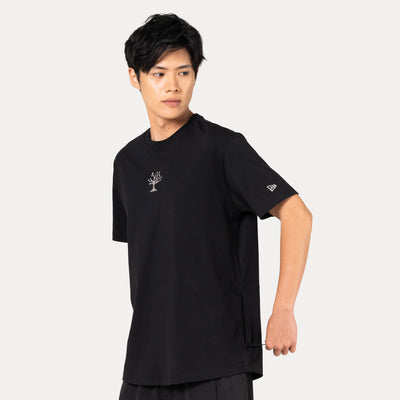 NEW ERA OUTDOOR NATURAL LOGO BLACK PERFORMANCE SHORT SLEEVE T-SHIRT