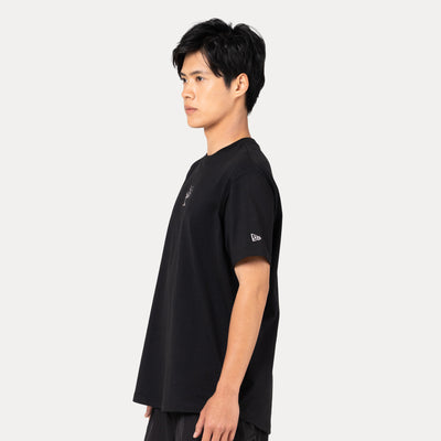 NEW ERA OUTDOOR NATURAL LOGO BLACK PERFORMANCE SHORT SLEEVE T-SHIRT