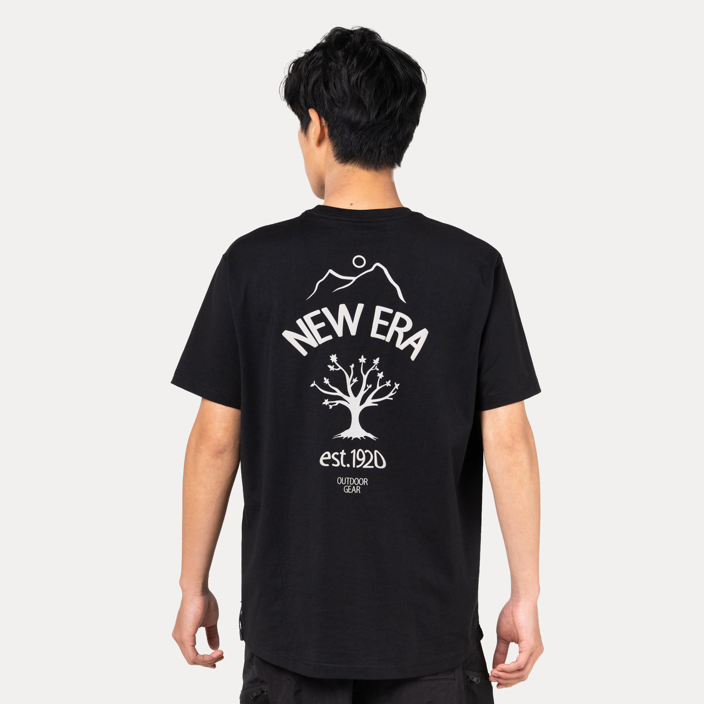 NEW ERA OUTDOOR NATURAL LOGO BLACK PERFORMANCE SHORT SLEEVE T-SHIRT