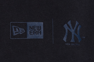 NEW YORK YANKEES LEAGUE RETRO BLACK WASH OVERSIZED SHORT SLEEVE T-SHIRT