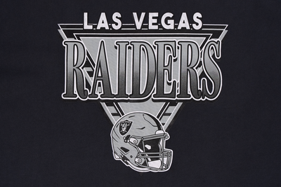 LAS VEGAS RAIDERS LEAGUE RETRO BLACK WASH OVERSIZED SHORT SLEEVE T-SHIRT