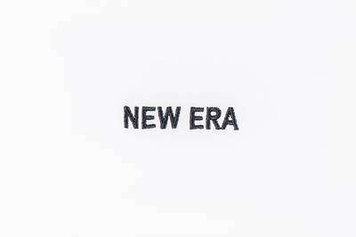 NEW ERA BASIC LOGO WHITE SHORT SLEEVE T-SHIRT