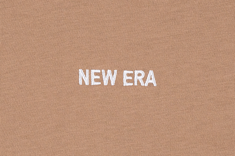 NEW ERA BASIC LOGO KHAKI SHORT SLEEVE T-SHIRT