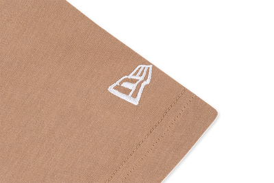 NEW ERA BASIC LOGO KHAKI SHORT SLEEVE T-SHIRT