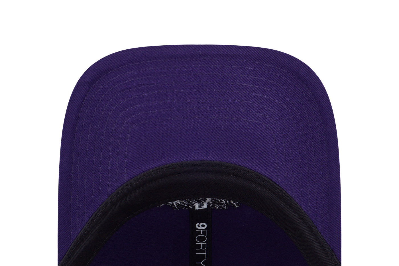 NEW ERA BASIC SCRIPT PURPLE 9FORTY UNST CAP