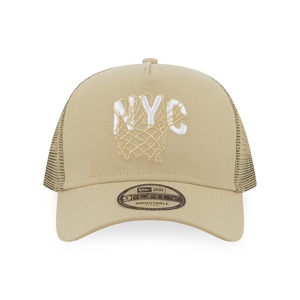 NEW ERA BASKETBALL CLUB NYC OATMILK 9FORTY AF TRUCKER CAP