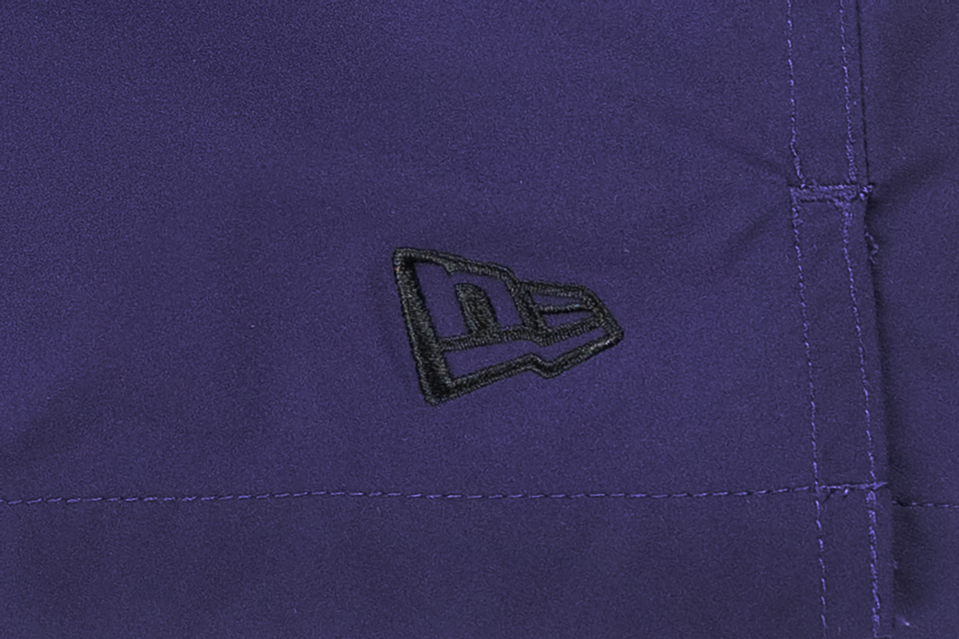 NEW ERA BASIC OUTDOOR BOLD PURPLE WOVEN SHORTS