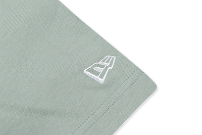 NEW ERA MOUNTAIN EDGE EVEREST GREEN PERFORMANCE SHORT SLEEVE T-SHIRT