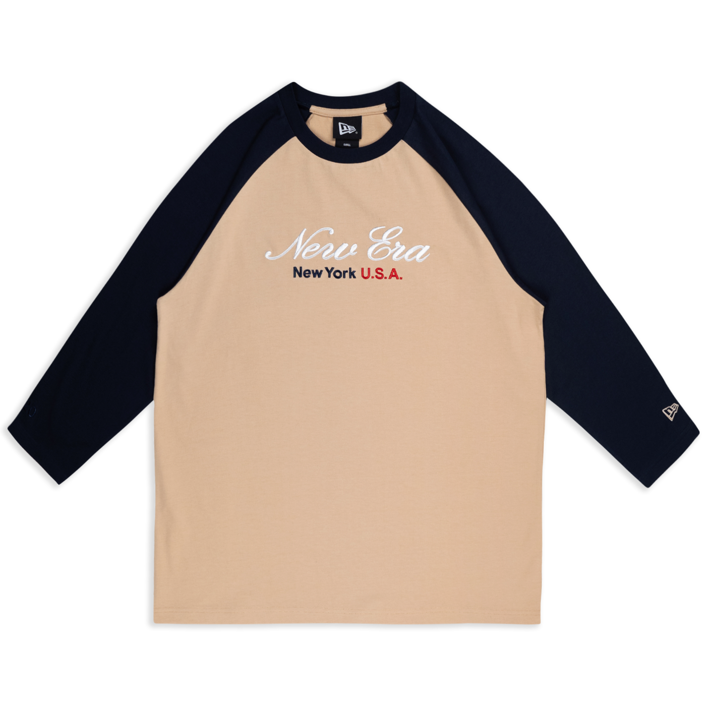 NEW ERA BASIC SCRIPT OAT MILK RAGLAN SLEEVE T-SHIRT