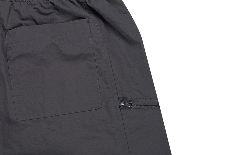 NEW ERA MOUNTAIN EDGE GRAPHITE UTILITY SHORTS