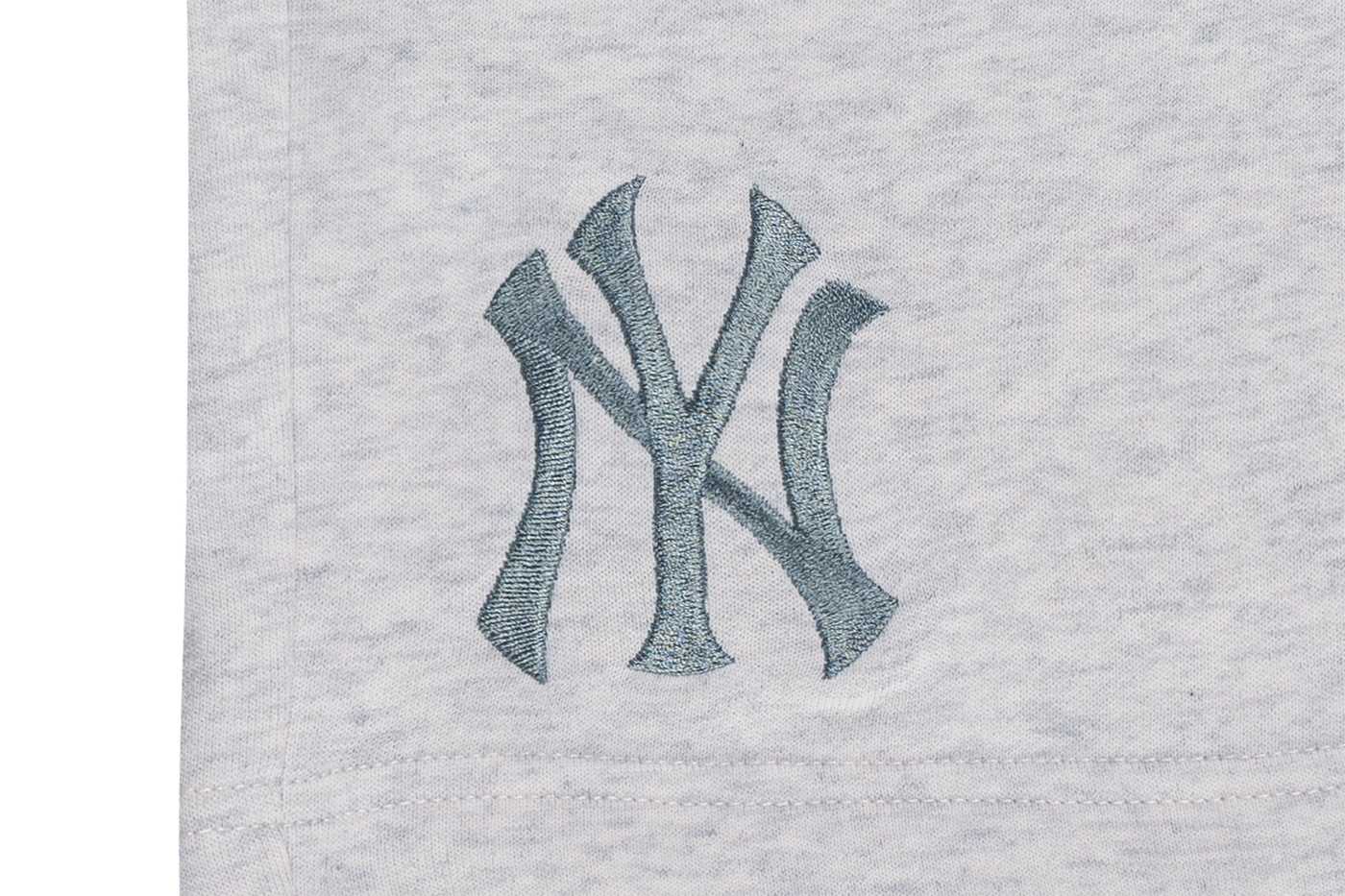 NEW YORK YANKEES COLOR ERA LIGHT HEATHER GRAY WOMEN KNIT SHORTS