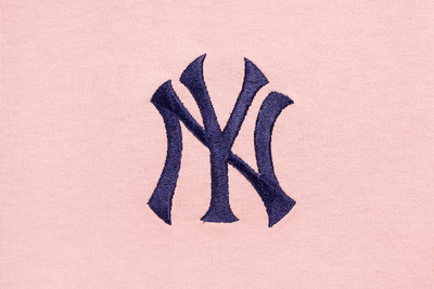 NEW YORK YANKEES COLOR ERA DIRTY PINK SHORT SLEEVE T-SHIRT
