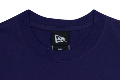 NEW ERA BASIC SCRIPT OVERSIZED PURPLE SHORT SLEEVE T-SHIRT