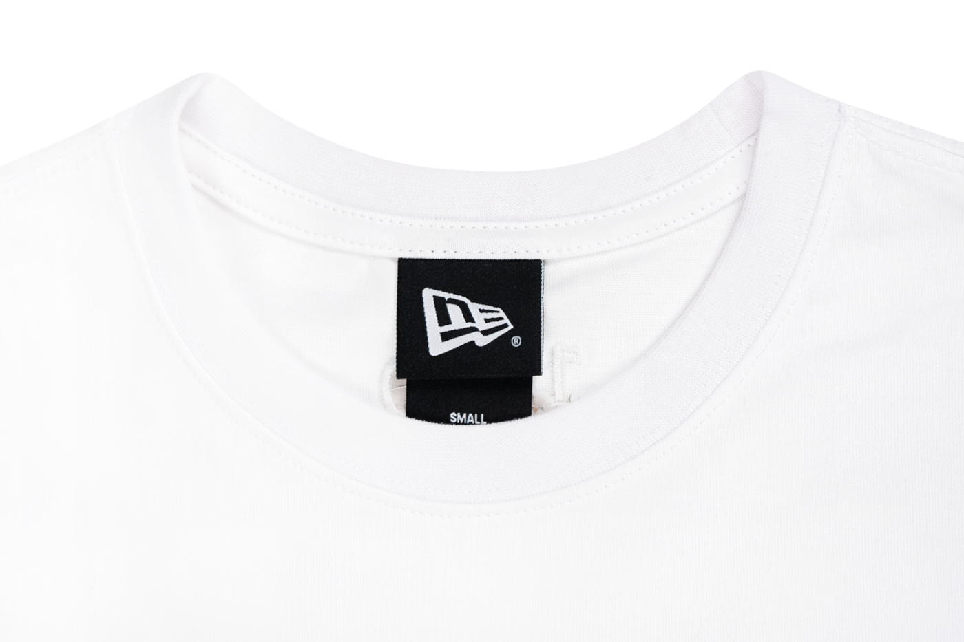 NEW ERA BASIC SCRIPT OVERSIZED WHITE SHORT SLEEVE T-SHIRT