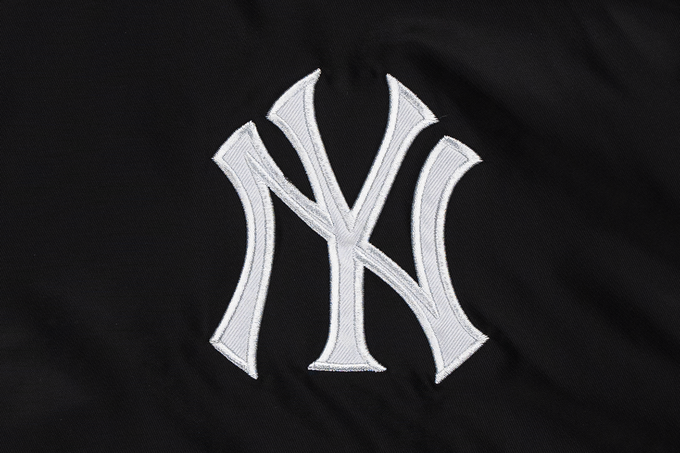 NEW YORK YANKEES SPORTCORE BLACK VARSITY JACKET