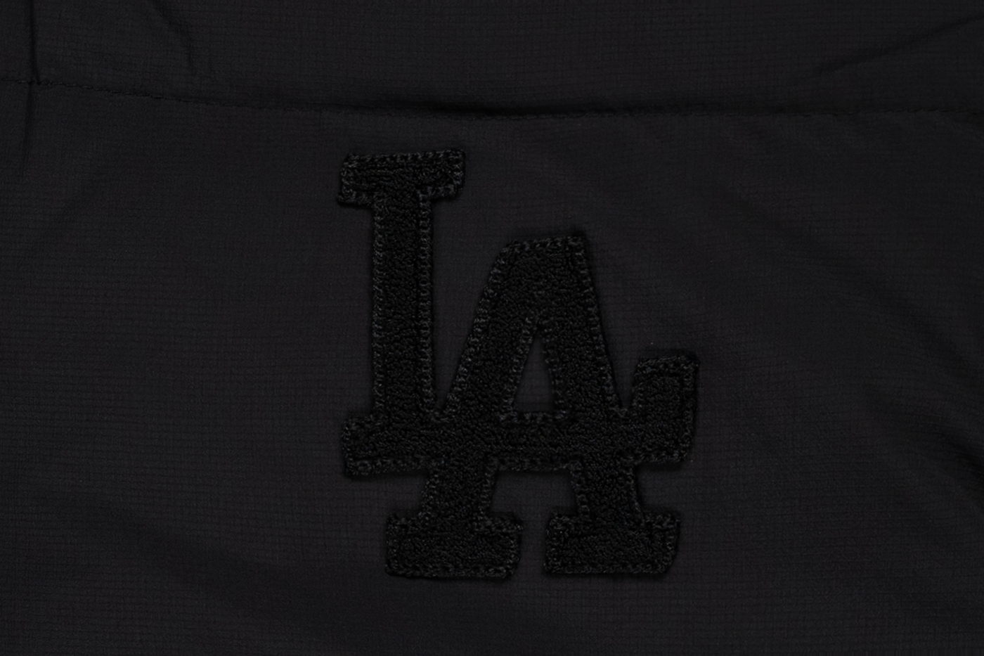 LOS ANGELES DODGERS COMFORT BLACK DOWN VEST