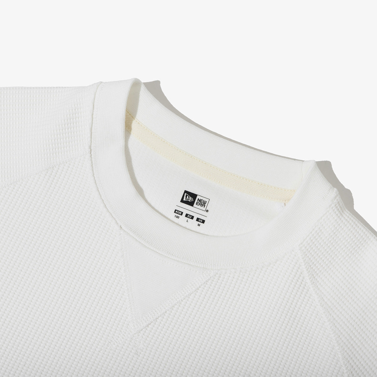 NEW ERA WAFFLE WHITE LONG SLEEVE T-SHIRT