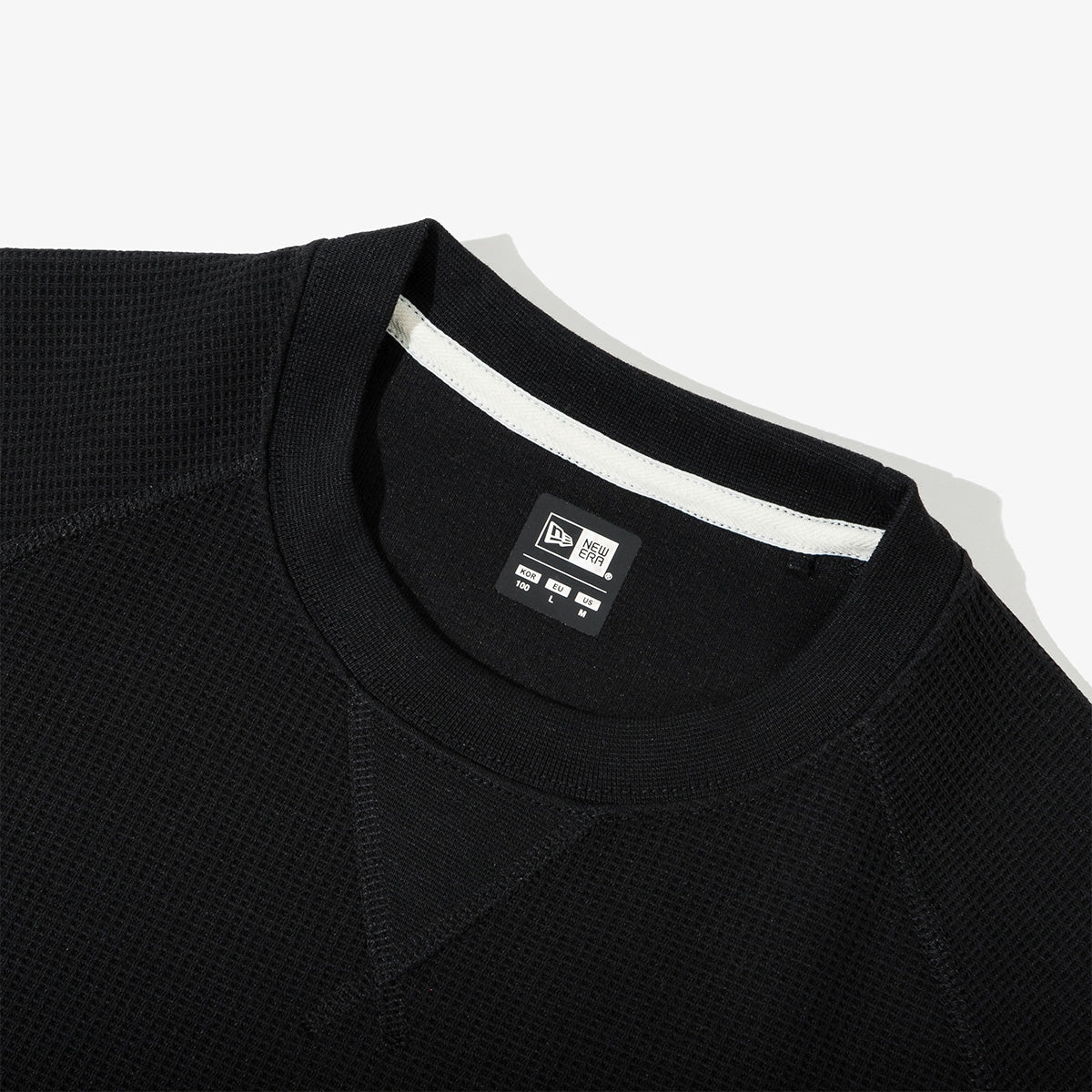 NEW ERA WAFFLE BLACK LONG SLEEVE T-SHIRT