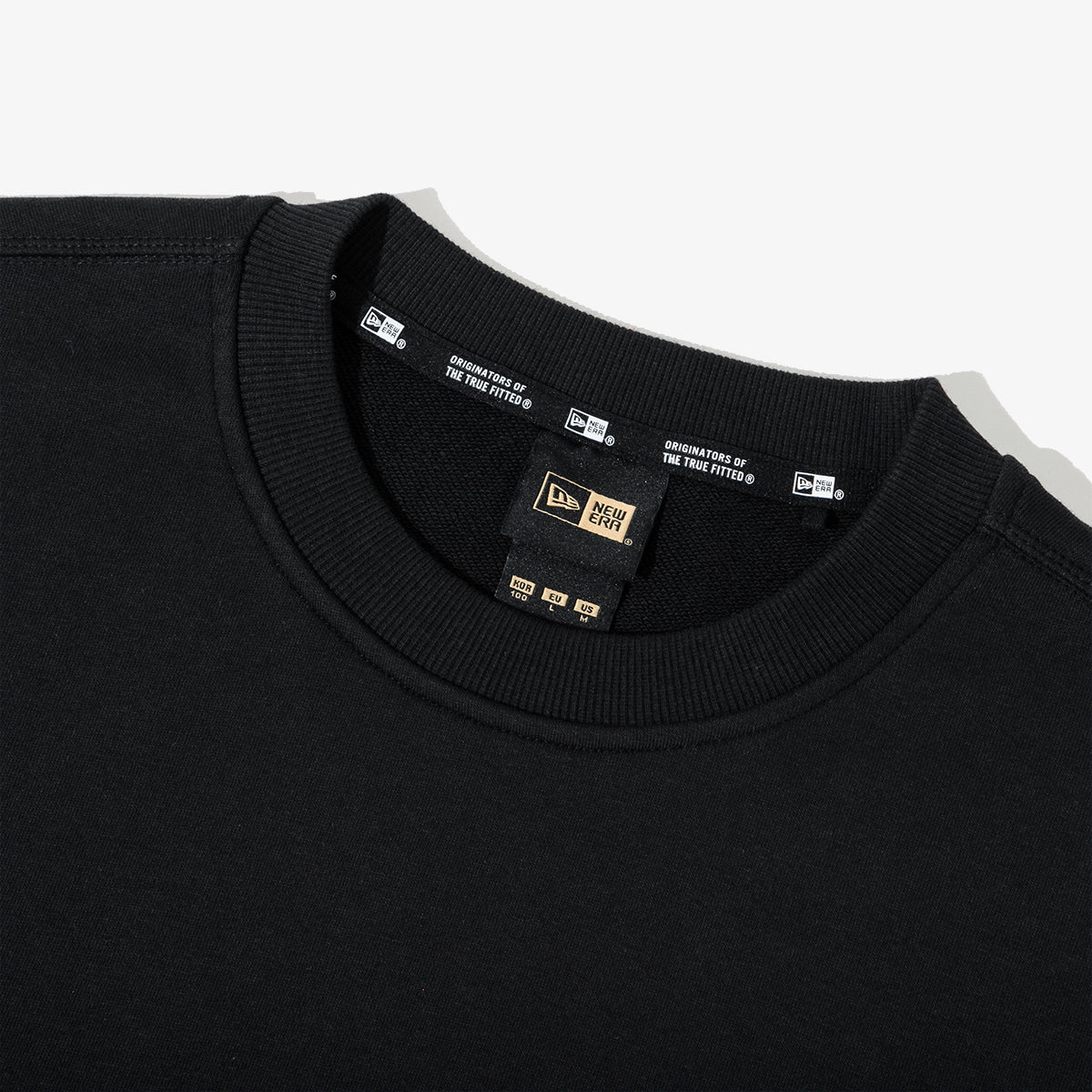 NEW ERA BLACK LABEL STRETCH BLACK SWEATSHIRT