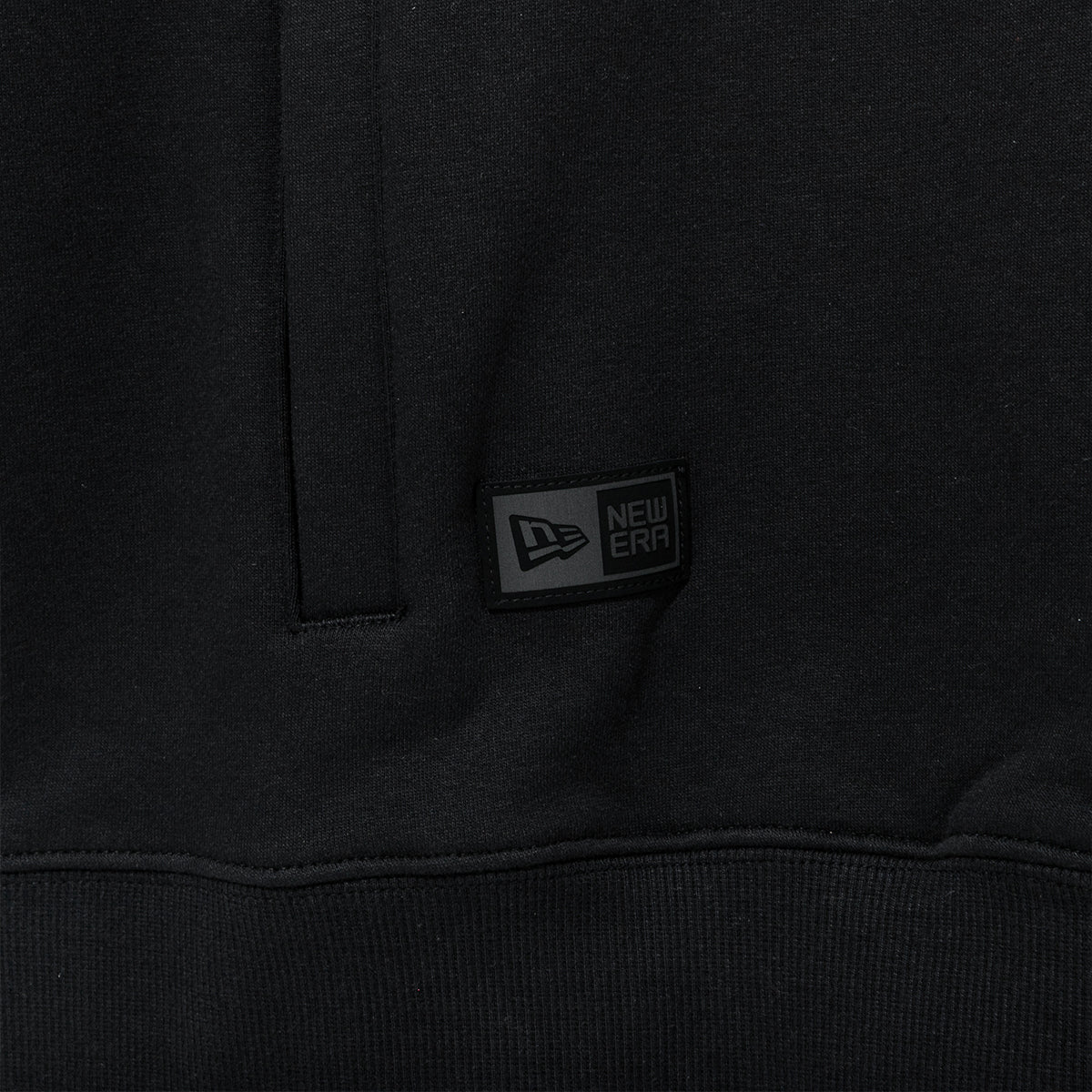 NEW ERA BLACK LABEL STRETCH BLACK ZIP-UP JACKET