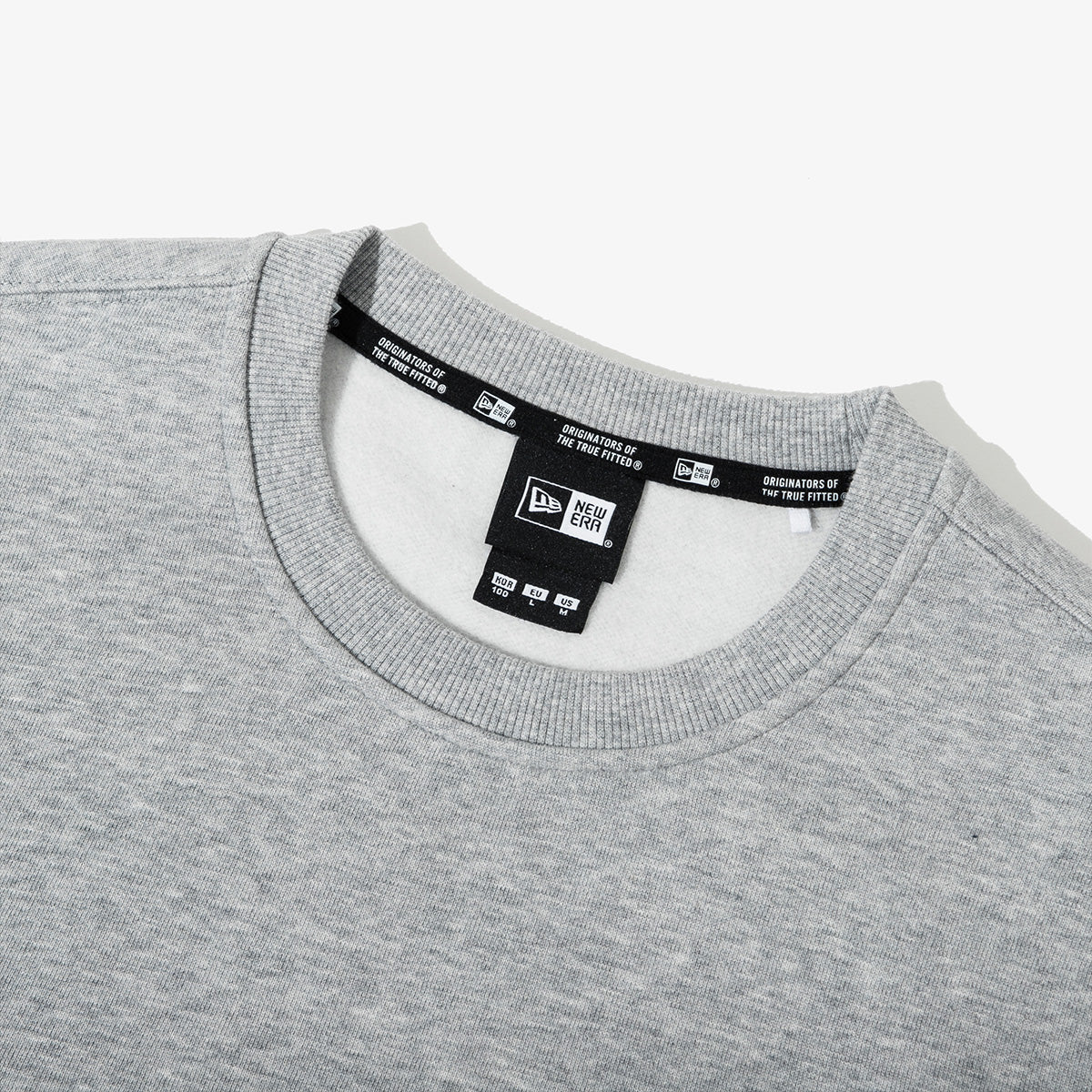 NEW ERA ESSENTIAL GRAY SWEATSHIRT