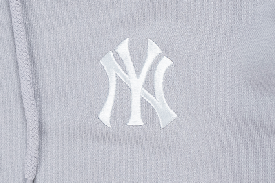 NEW YORK YANKEES TIMELESS MINIMAL GREY ZIP FRONT HOODIE