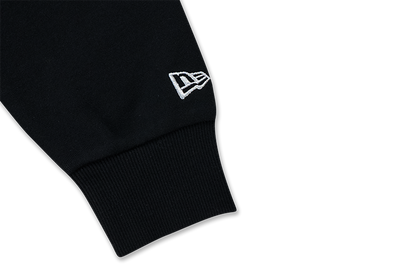 NEW ERA TIMELESS MINIMAL FLAG BLACK CREW NECK SWEATSHIRT