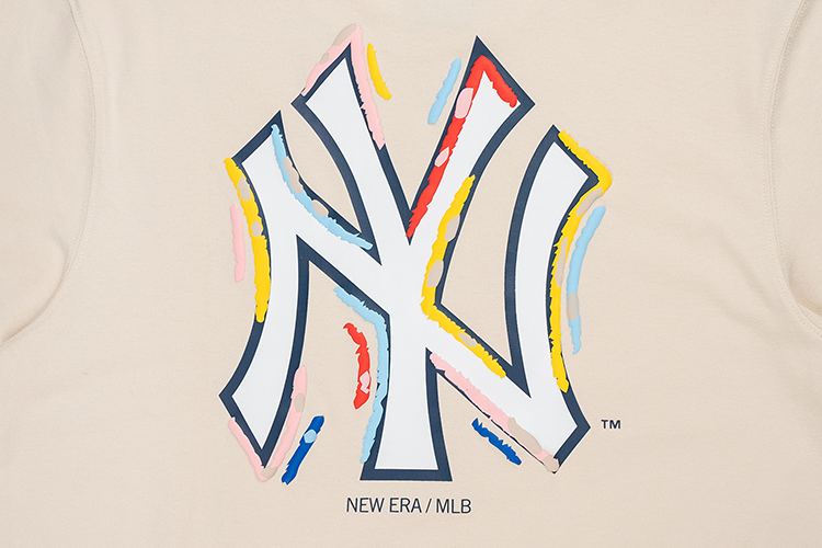 NEW YORK YANKEES TINT BRUSH LIGHT CREAM SHORT SLEEVE T-SHIRT