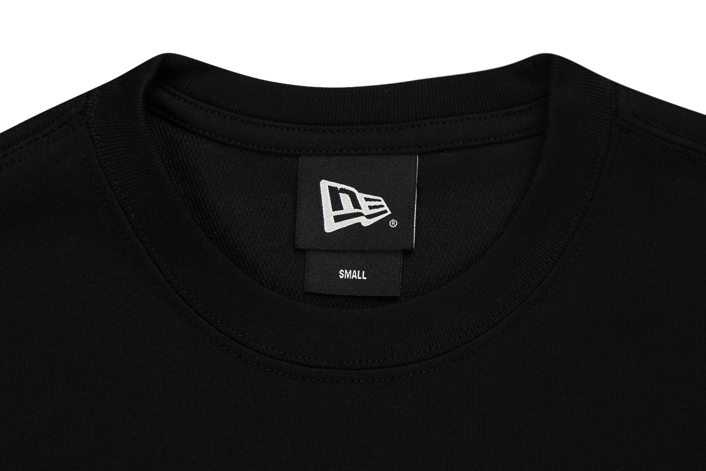 NEW ERA STREET DANGLE BLACK SHORT SLEEVE T-SHIRT