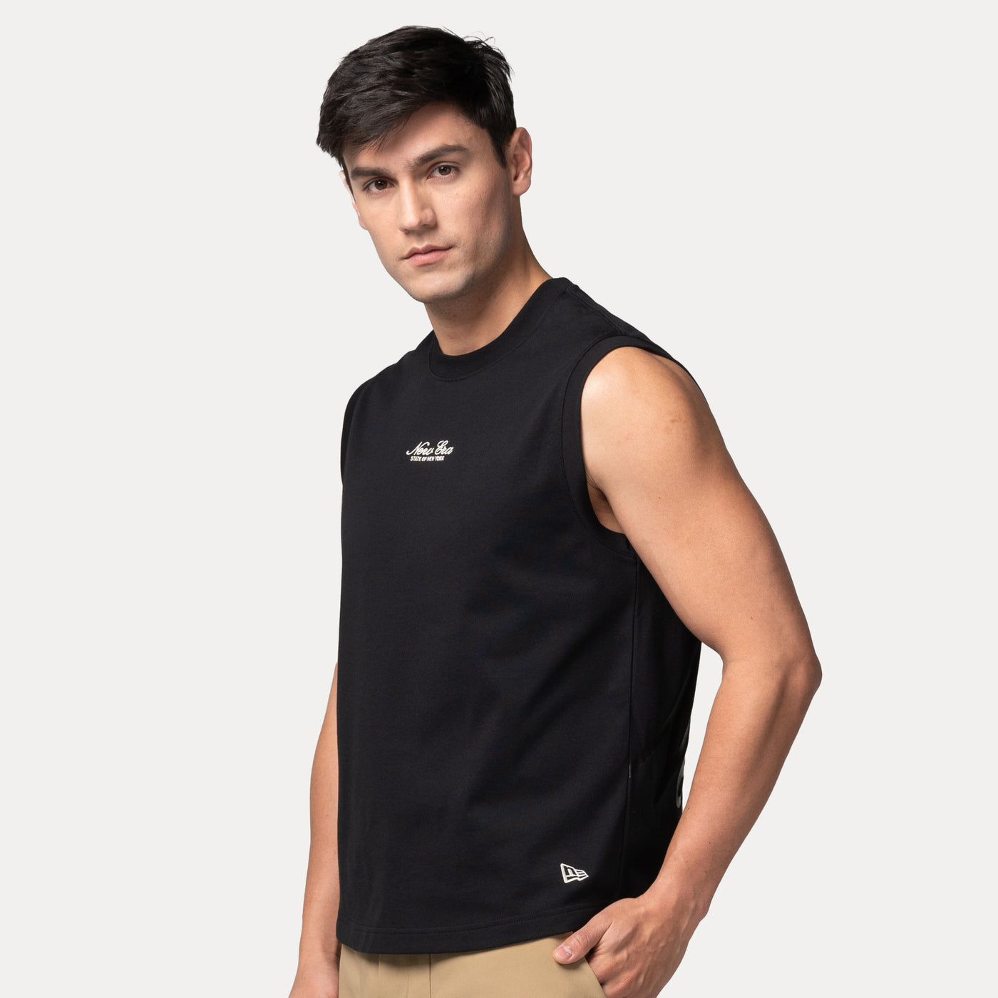 NEW ERA BASIC BLACK MUSCLE TANK