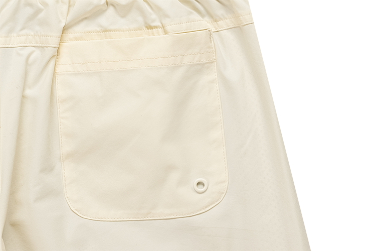 NEW ERA BASIC CHROME WHITE WOVEN SHORTS