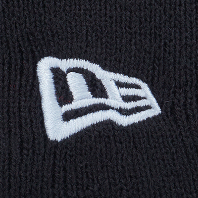 NEW ERA VALENTINE'S DAY BLACK 4 CUFF BEANIE