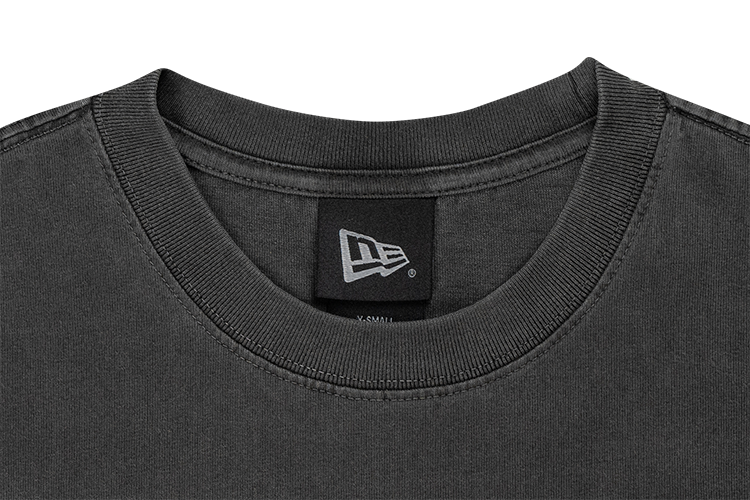 NEW ERA WASHED GRAPHITE WOMEN CROP TEE