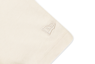 NEW ERA CAP COMPANY CHROME WHITE SHORT SLEEVE T-SHIRT