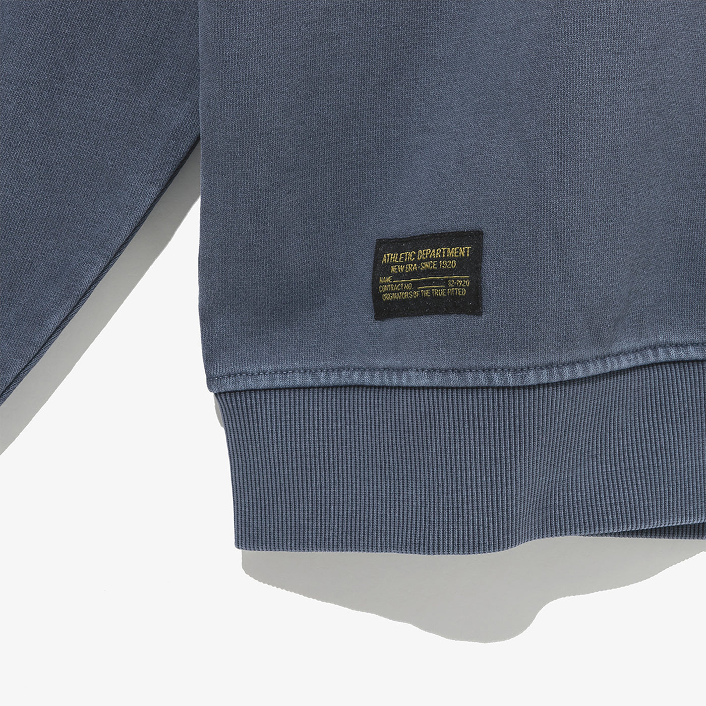 NEW ERA ORIGINATORS NAME TAG SCRIPT NAVY SWEATSHIRT