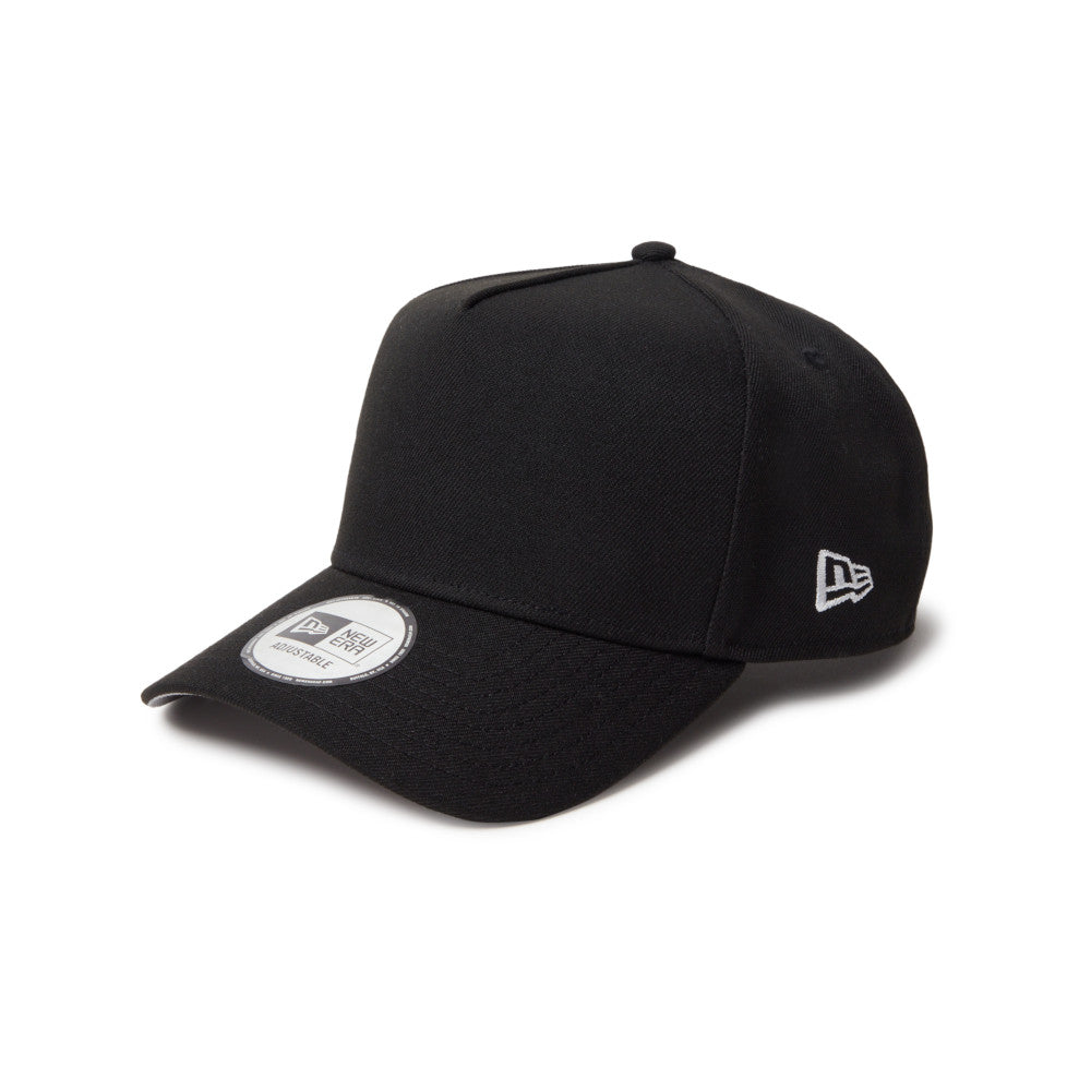 NEW ERA ESSENTIAL OLD ENGLISH LOGO BLACK 9FORTY AF CAP