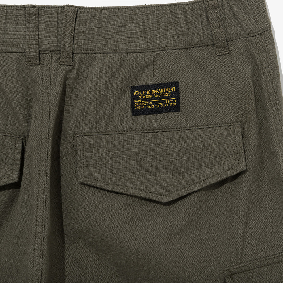 NEW ERA ORIGINATORS DARK GREEN CARGO POCKET SHORTS