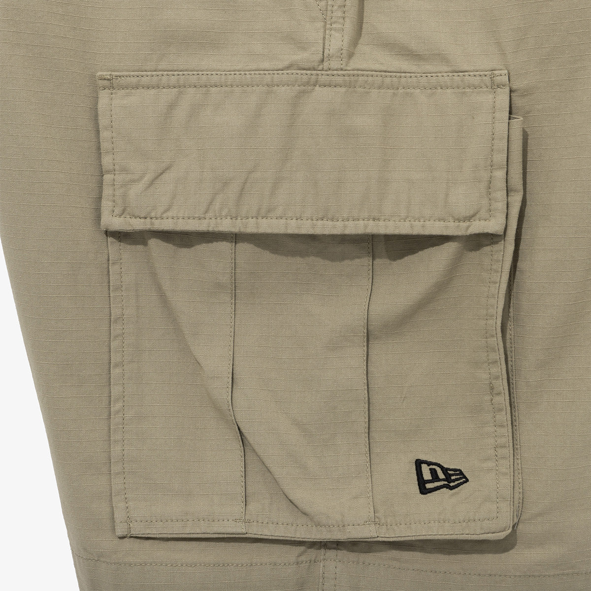 NEW ERA ORIGINATORS KHAKI CARGO POCKET SHORTS